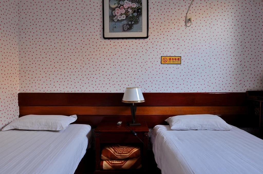 Red Lantern House Hostel Пекин Стая снимка
